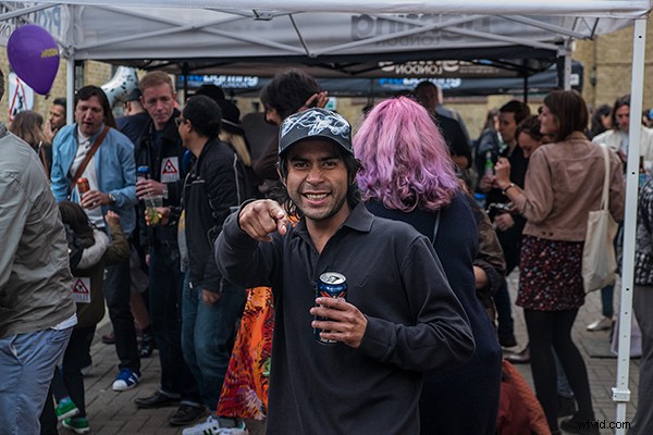 Master Street Photography: 10 Pro Tips for Stunning, Confident Shots