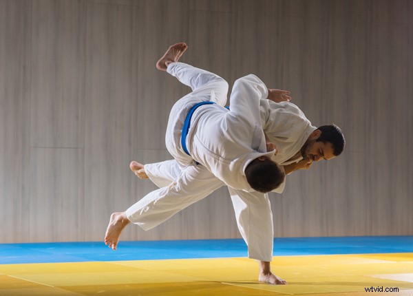 15 Expert Tips for Capturing Stunning Sports Photography