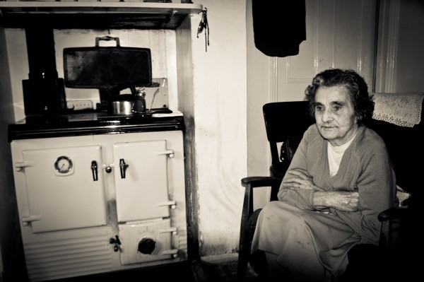 Sony NEX-5 Review: Compact Mirrorless Powerhouse for Everyday Photography