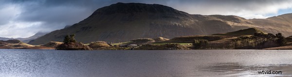 Expert Guide: Matching Exposures for Flawless Panorama Stitching in Photoshop