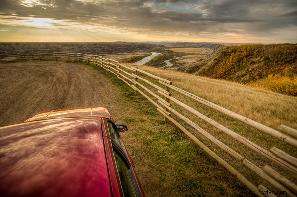 Mastering HDR: Merge to 32-Bit Technique Comparisons for Natural Results