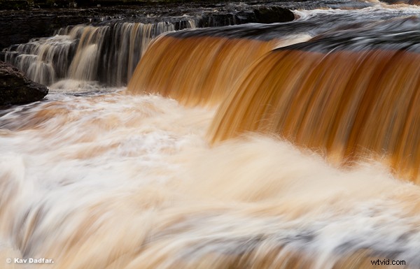 Capturing Stunning Photos on Cloudy & Rainy Days: Pro Tips for Travel Photographers