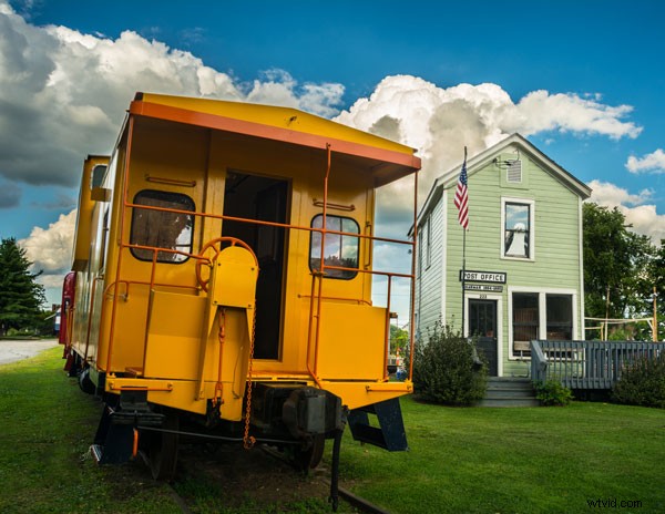 Master Color Photography: Use Monochrome Preview for Superior Composition