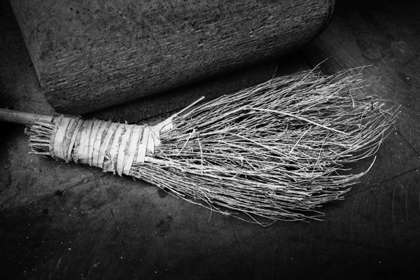 Master Black and White Photography: Train Your Eye to See in Monochrome