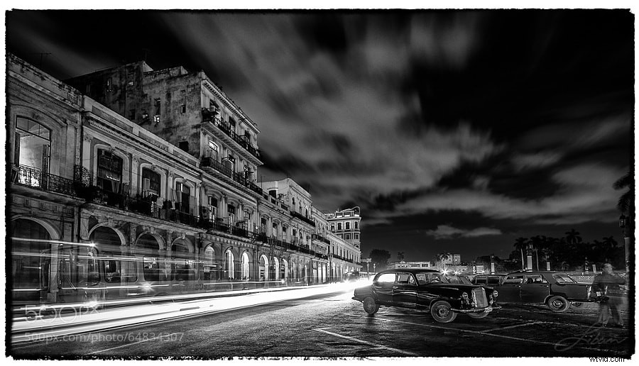 Stunning Black and White Photography: A Powerful Collection of Timeless Images