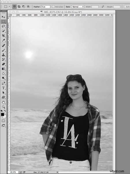 Master Black & White Photography: Expert Shooting and Processing Tips