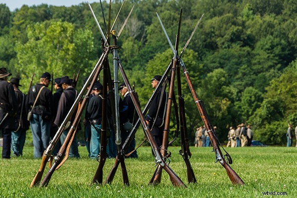 20 Expert Tips for Capturing Stunning Photos at Historical Reenactments and Festivals