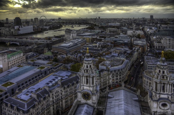 Why the Canon 24-105mm f/4 is My Go-To Lens for Landscapes, Portraits, and Travel