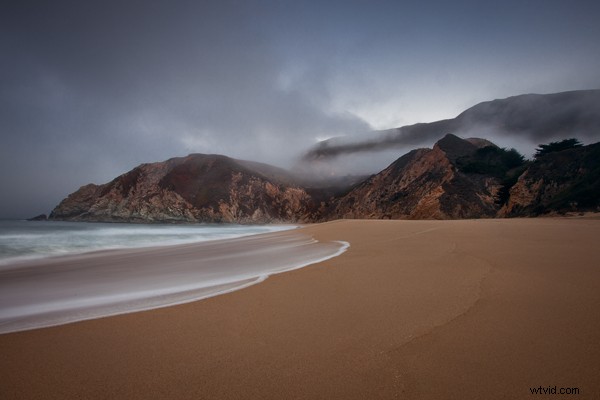 7 Expert Tips for Capturing Stunning Beach Photos