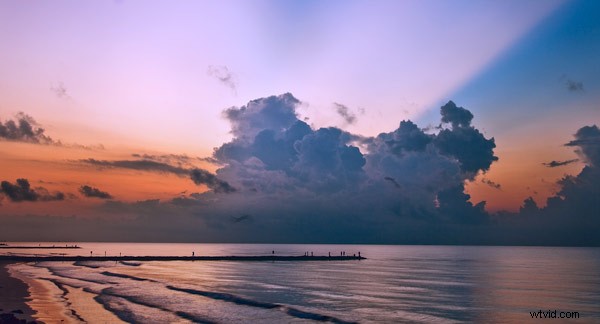 Mastering the Natural Light Cycle: Essential Guide for Landscape Photographers