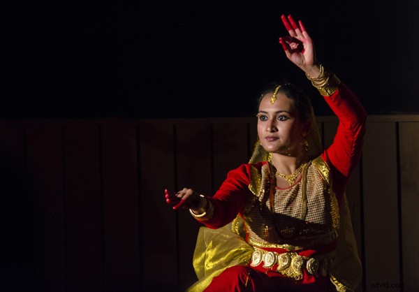 Master Low-Light Photography: Pro Tips to Shoot Without Flash