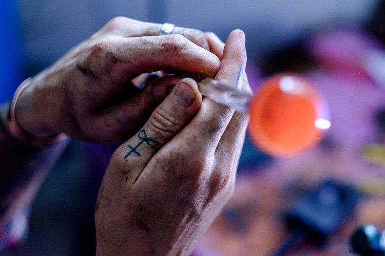 6 Expert Tips to Build a Compelling Story and Launch Your Photo Project