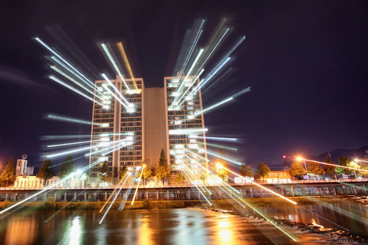 Master Stunning Zoom Burst Effects: Create Dynamic Photographs with Your DSLR