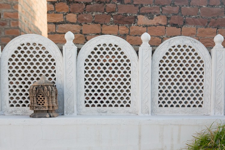 15 Creative Photography Ideas to Ignite Your Skills and Imagination