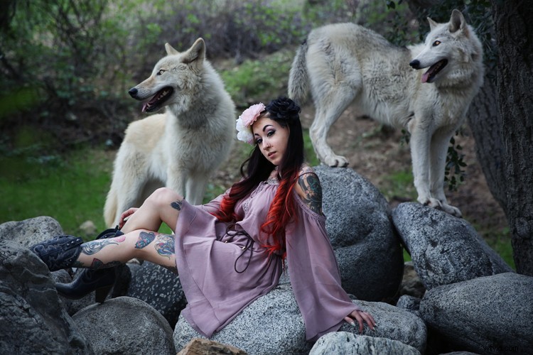 Expert Guide: How to Seamlessly Merge and Combine Images in Photoshop