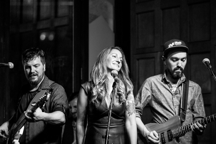 Expert Framing Tips: Craft Compelling Stories with Your Photography