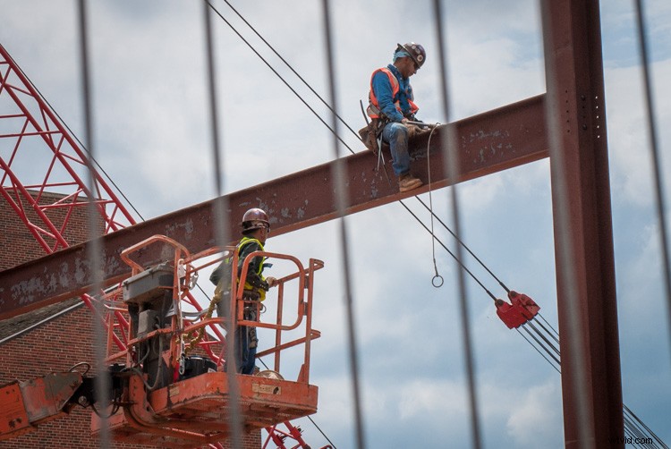 Expert Tips for Cropping Images to Master Composition