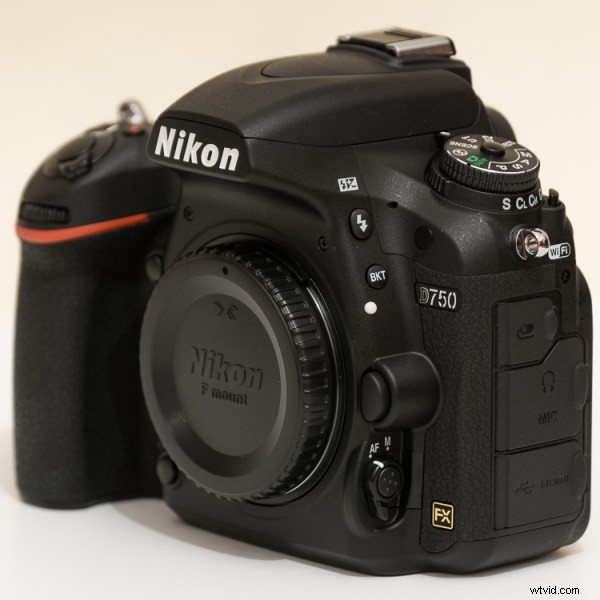 Nikon D750 vs D7100 vs D5100: In-Depth DSLR Comparison for Every Budget
