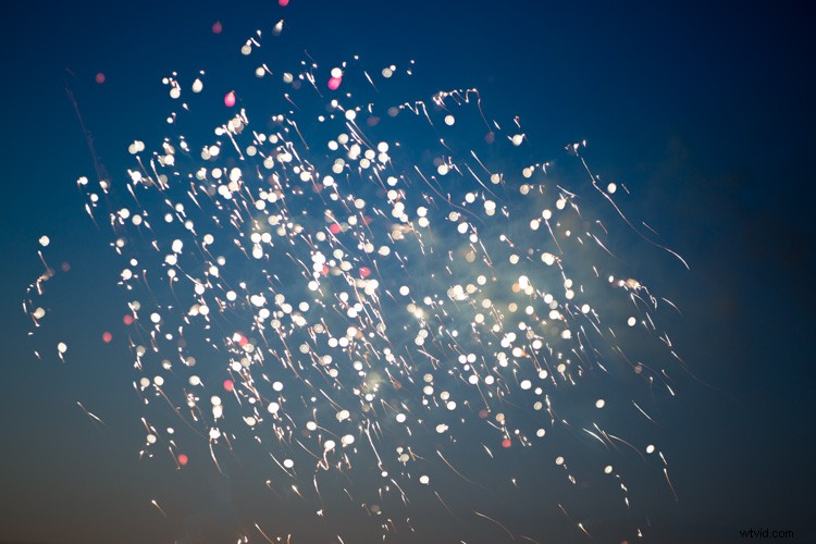 Master Impressionistic Fireworks Photography: Techniques for Stunning Artistic Images