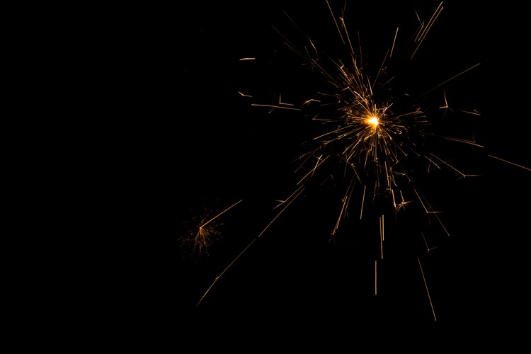 Master Impressionistic Fireworks Photography: Techniques for Stunning Artistic Images