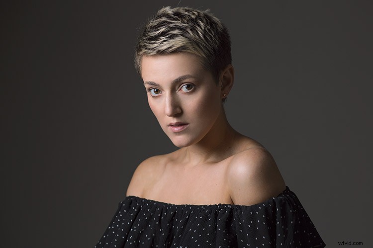 Expert Review: Interfit Honey Badger Studio Strobe & Universal Remote – Powerhouse Lighting for Photographers