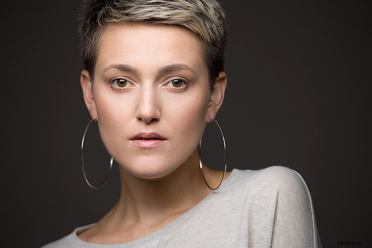 Expert Review: Interfit Honey Badger Studio Strobe & Universal Remote – Powerhouse Lighting for Photographers