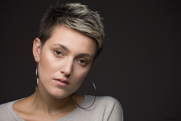 Expert Review: Interfit Honey Badger Studio Strobe & Universal Remote – Powerhouse Lighting for Photographers