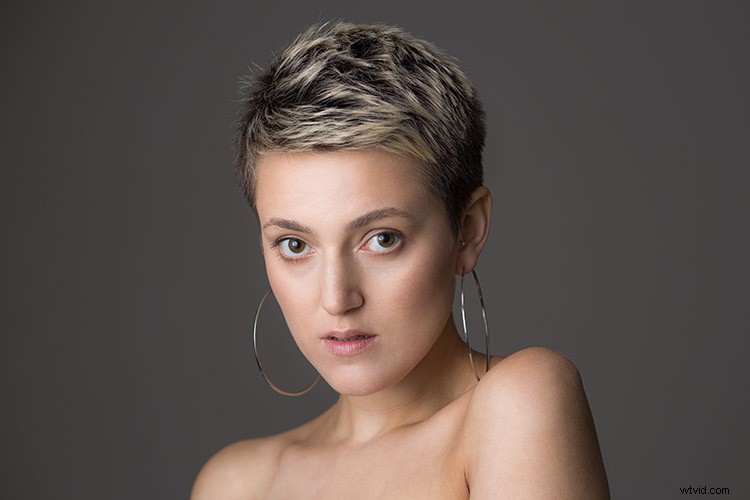 Expert Review: Interfit Honey Badger Studio Strobe & Universal Remote – Powerhouse Lighting for Photographers