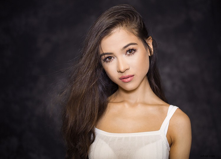 Expert Review: Interfit Honey Badger Studio Strobe & Universal Remote – Powerhouse Lighting for Photographers