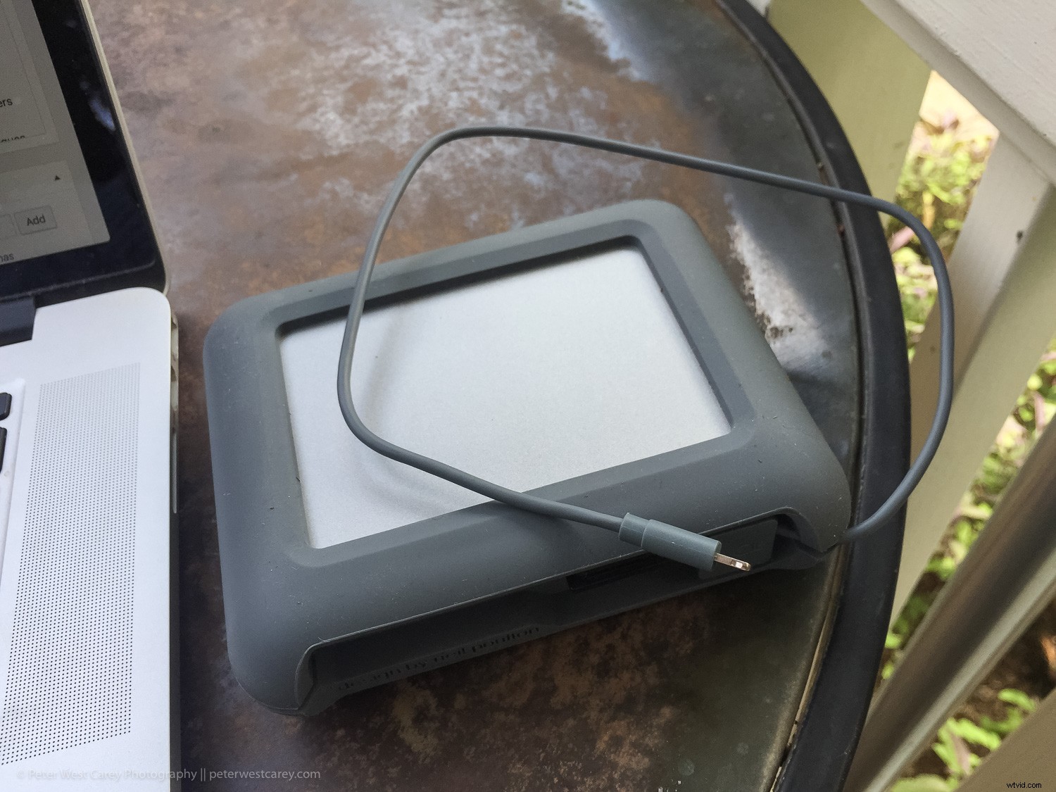 LaCie DJI Copilot BOSS Review: Battery-Powered Portable Hard Drive for Creators