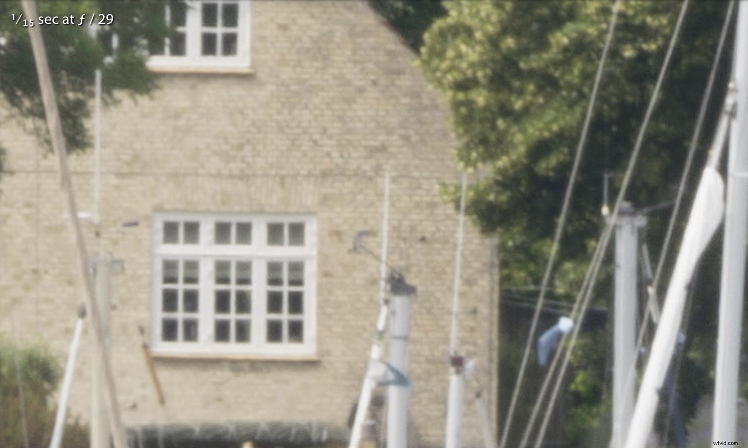 Why Avoid Small Apertures Like f/18 to f/40? Key Photography Insights