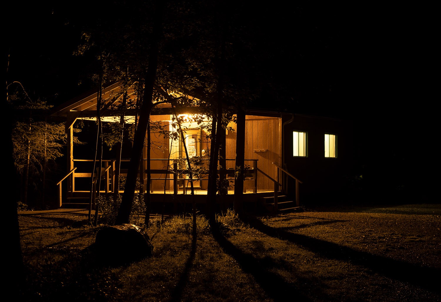 Master Low-Light Photography: Optimize ISO for Noise-Free, Sharp Images