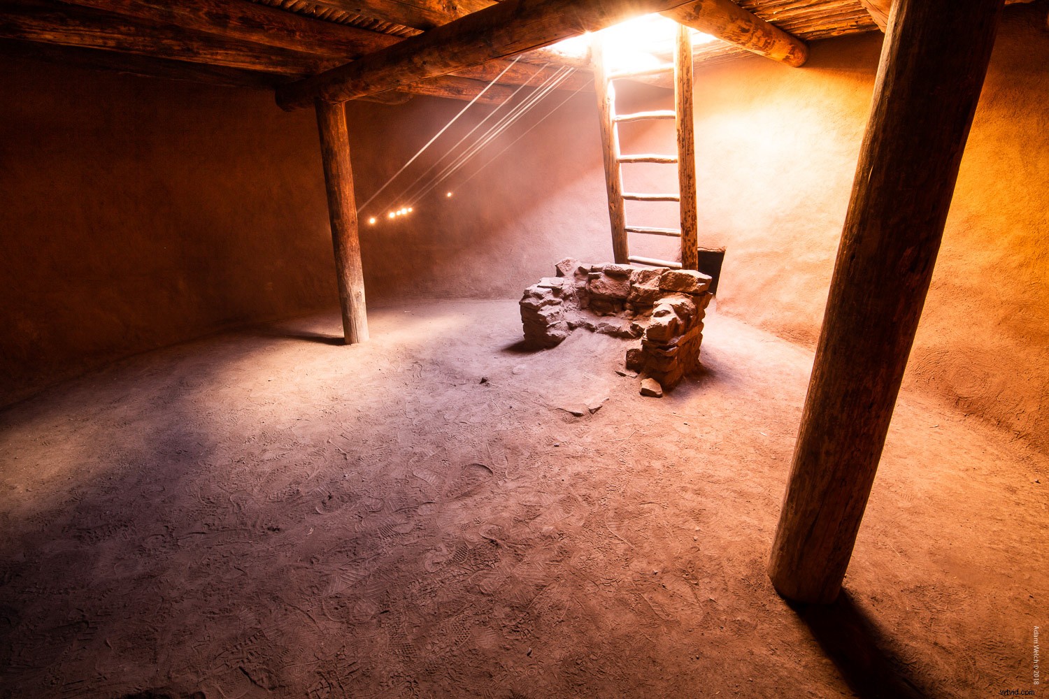 Master Stunning Black & White Photos: Photoshop Gradient Map Tutorial