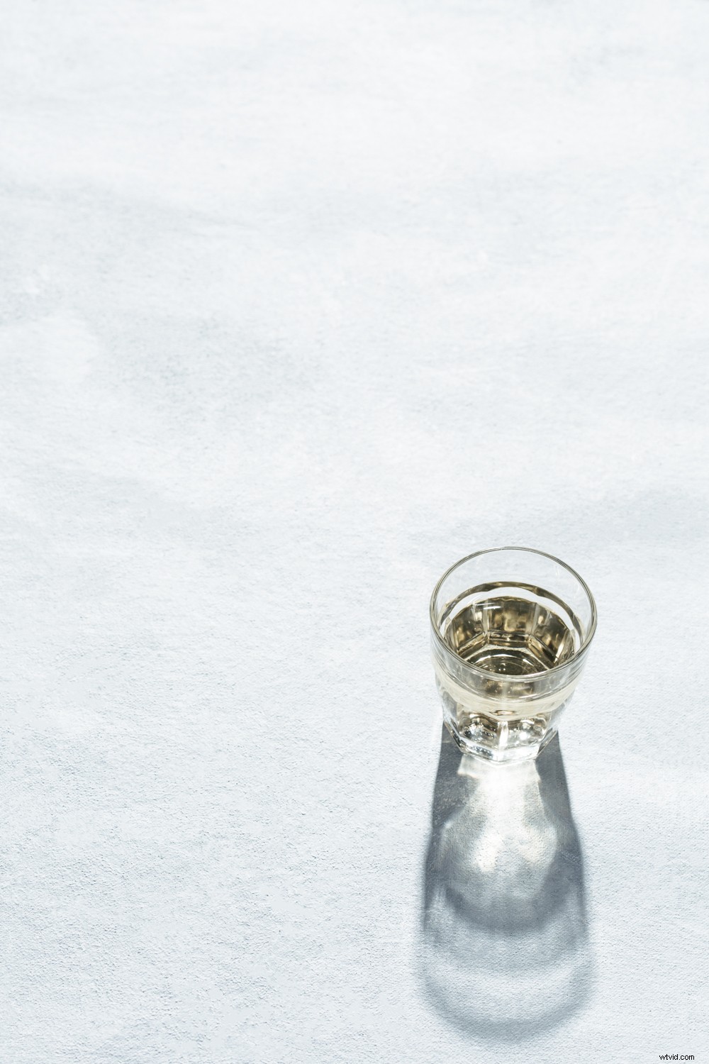 Master Focus Stacking in Photoshop for Razor-Sharp Still Life & Product Photos