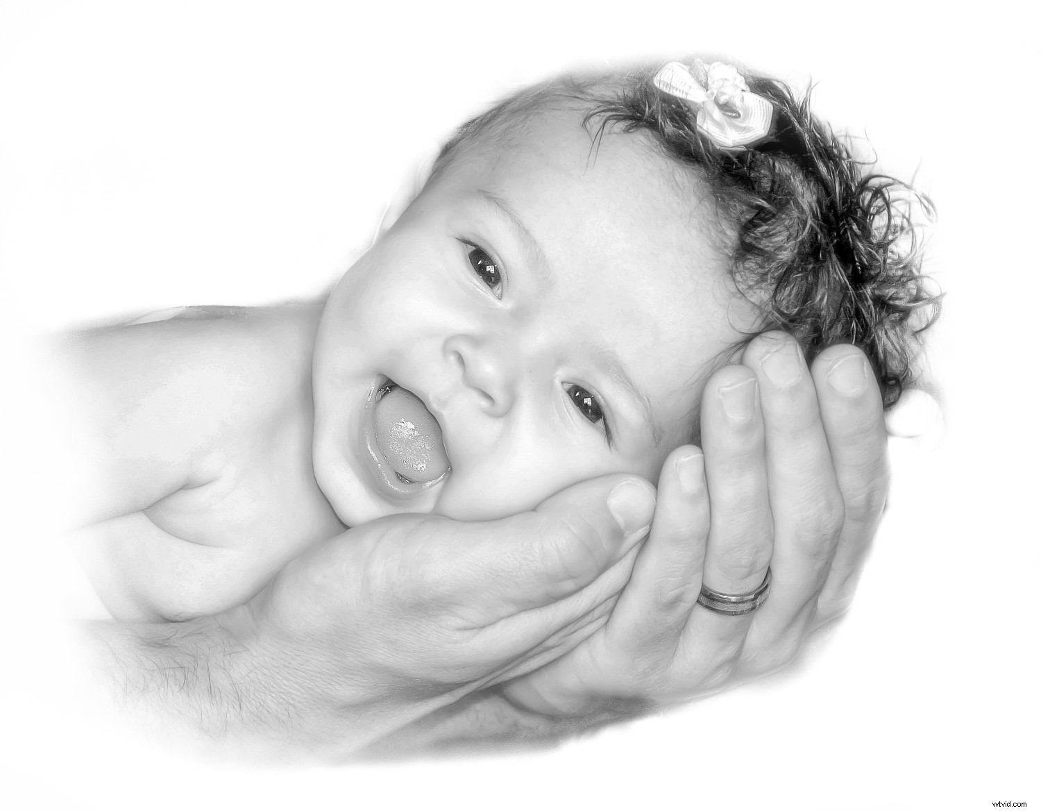 Master High-Key Photography: Pro Tips for Lighting, Shooting, and Editing