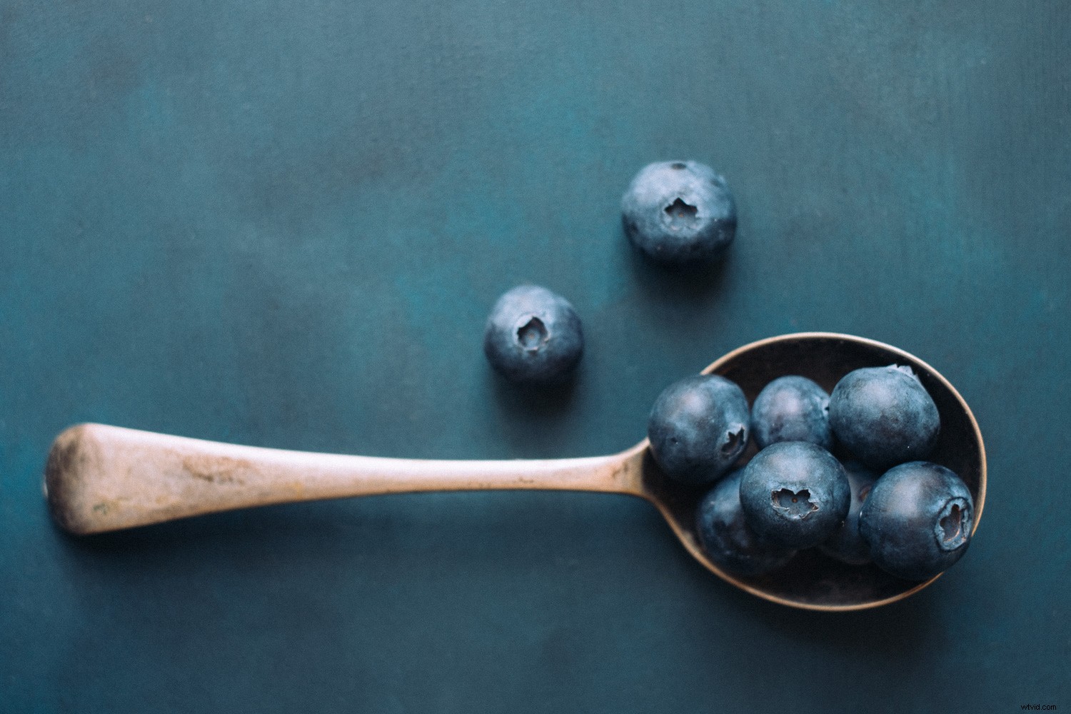 Master Still Life Photography: Simple Techniques for Stunning Images