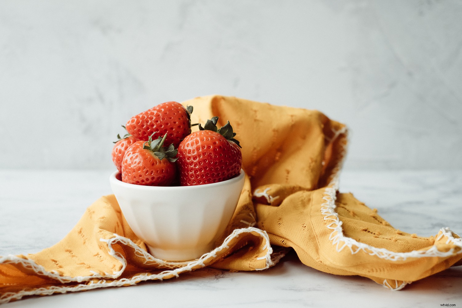 Master Still Life Photography: Simple Techniques for Stunning Images