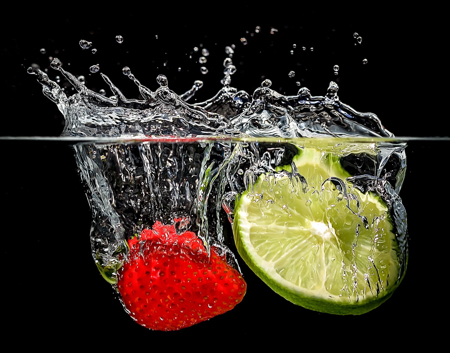 Master Stunning High-Speed Splash Photography: No Flash Required – Expert Guide