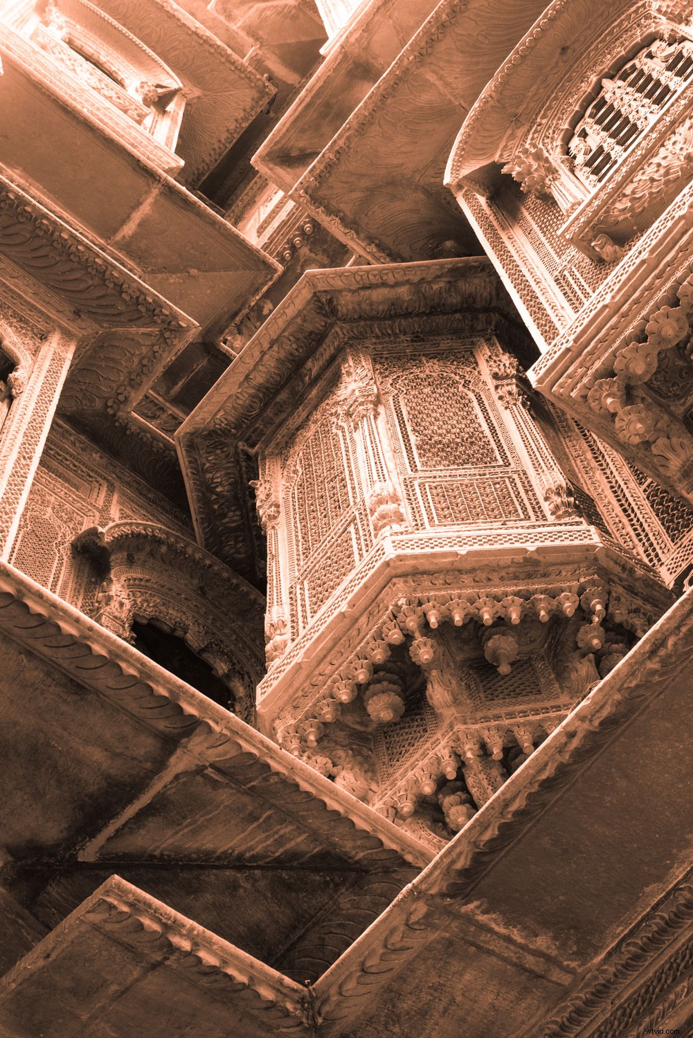 Why You Shouldn t Delete Your Photos Too Quickly: Expert Reasons to Pause