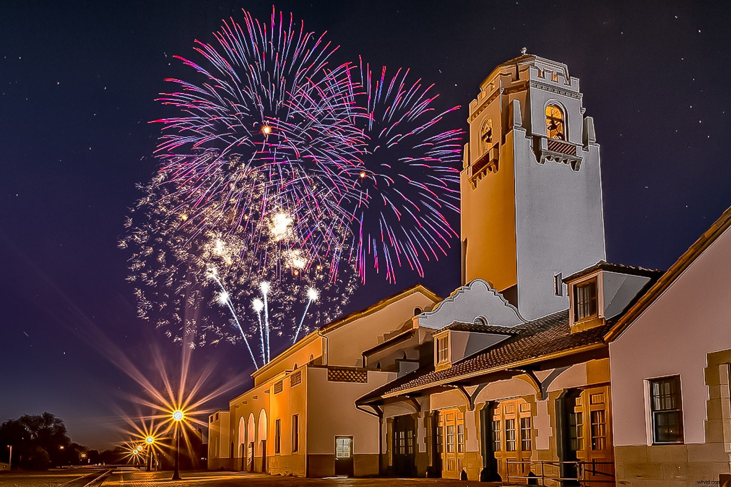 Master Creative Fireworks Photo Editing: Pro Techniques for Stunning Results
