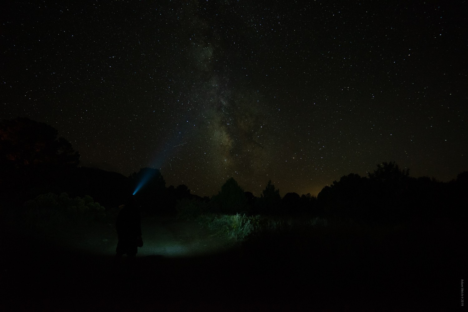 Master Realistic Light Beam Enhancement in Photoshop: Pro Step-by-Step Guide