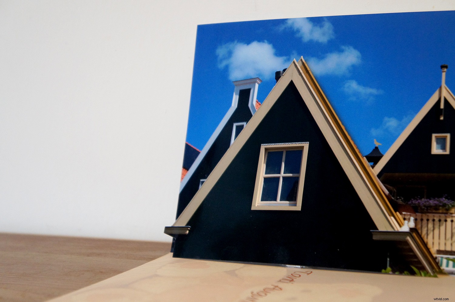 DIY Guide: Create Stunning 3D Pop-Up Cards with Your Photos