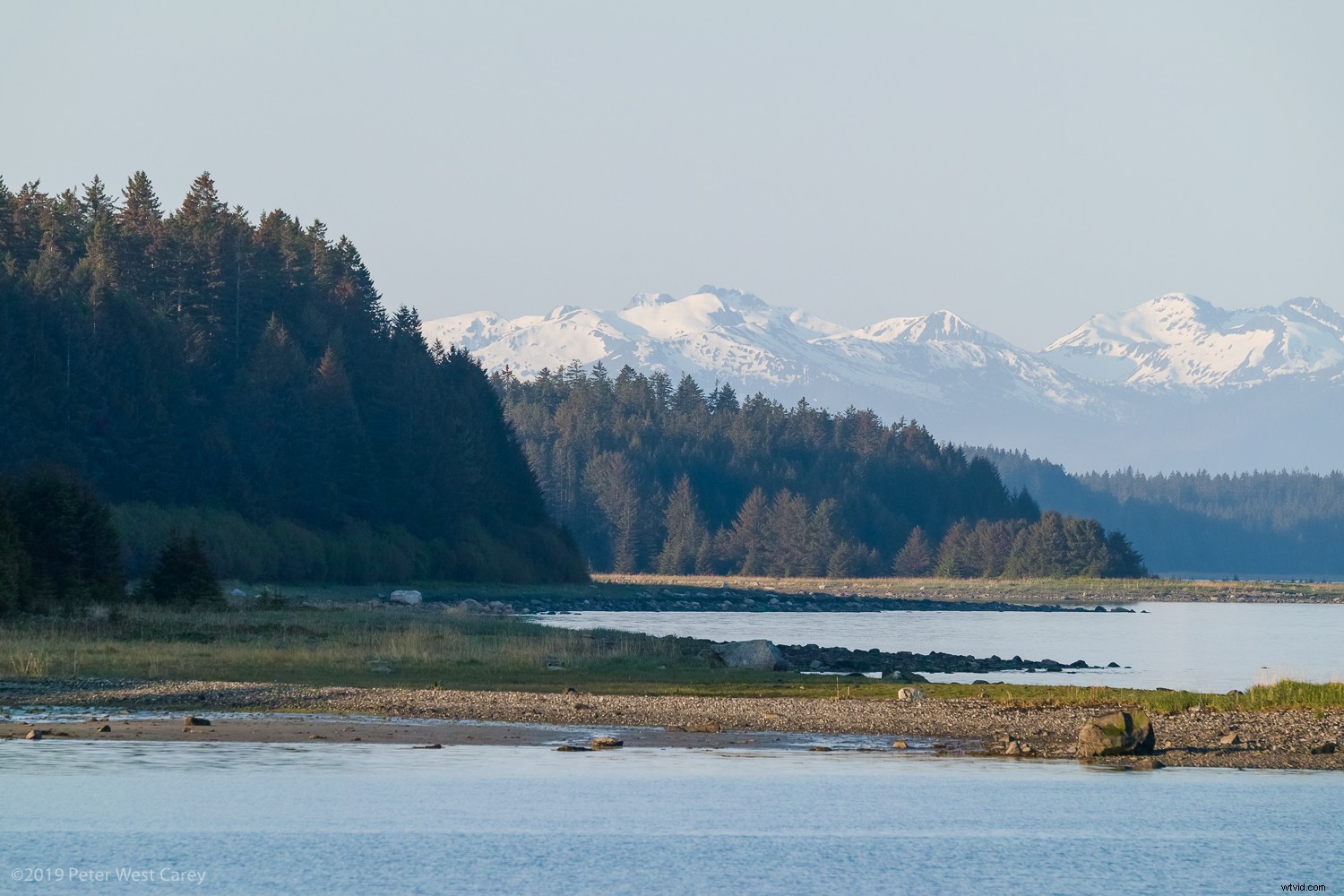 Sigma sd Quattro H Review: Astonishing Crisp Images for Landscape & Portrait Pros