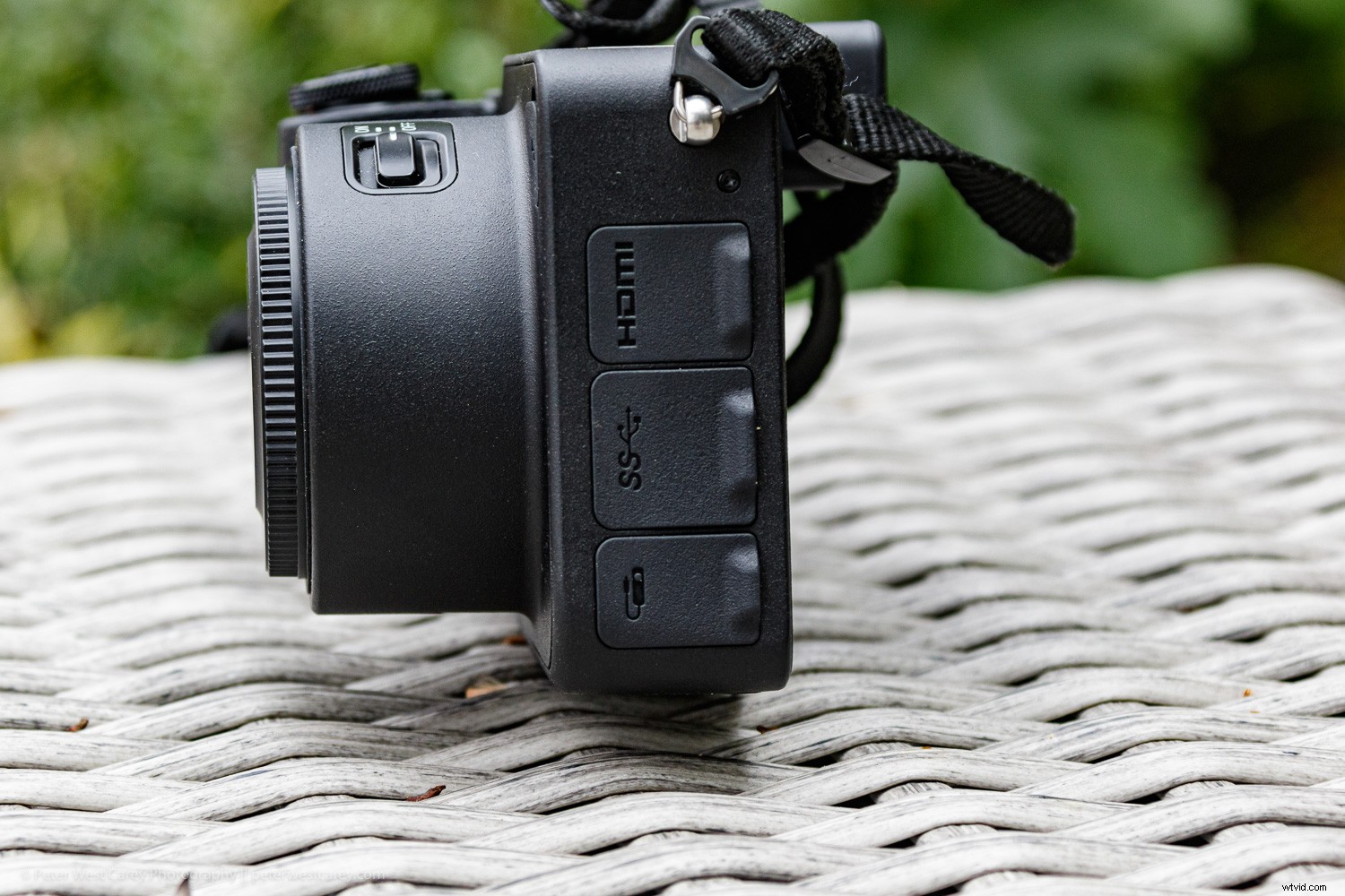 Sigma sd Quattro H Review: Astonishing Crisp Images for Landscape & Portrait Pros