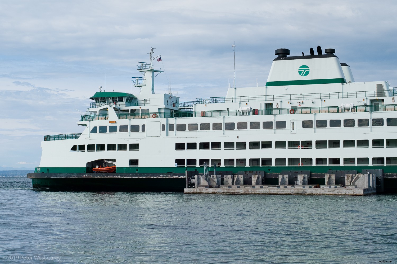 Sigma sd Quattro H Review: Astonishing Crisp Images for Landscape & Portrait Pros