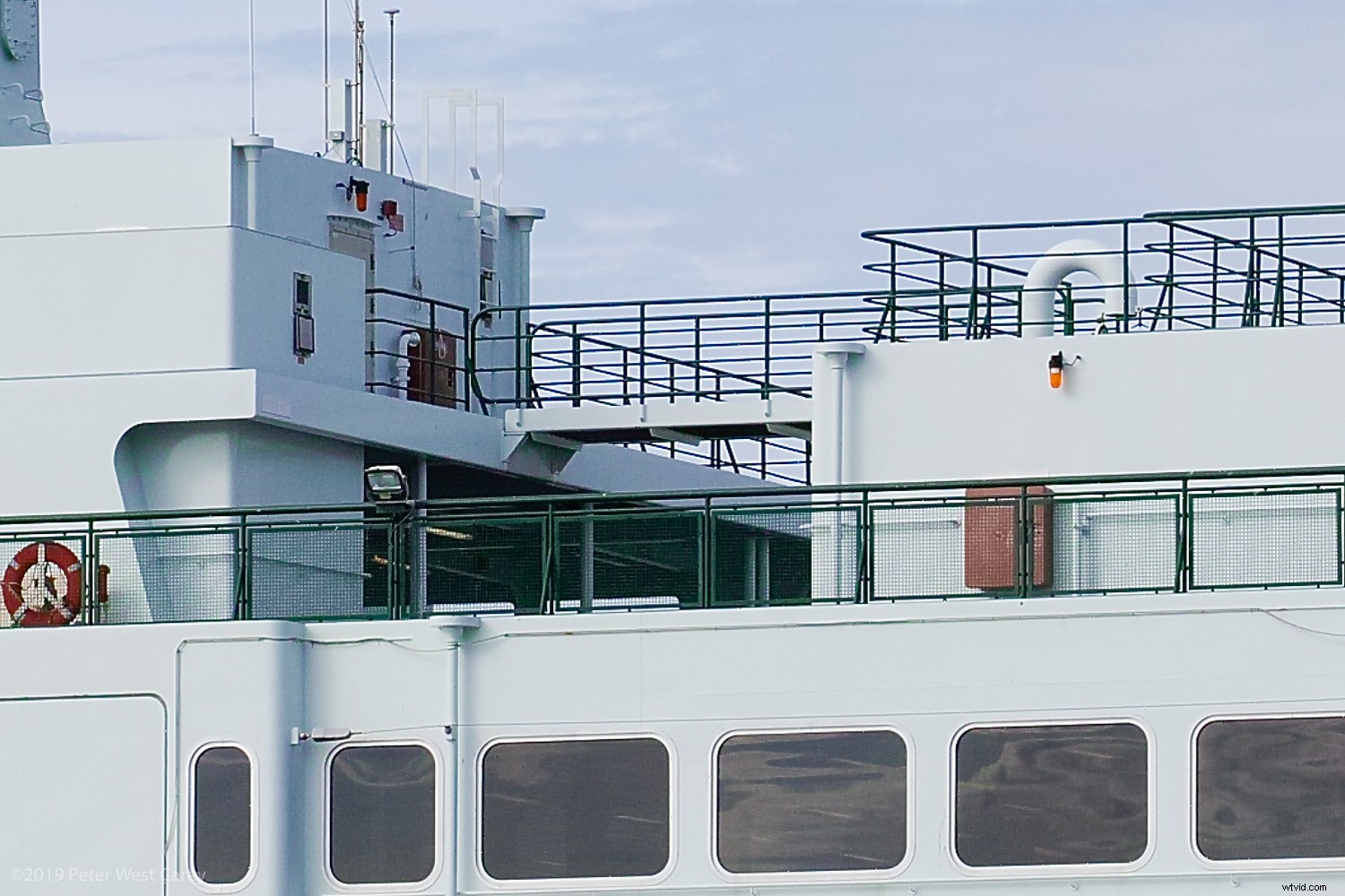 Sigma sd Quattro H Review: Astonishing Crisp Images for Landscape & Portrait Pros