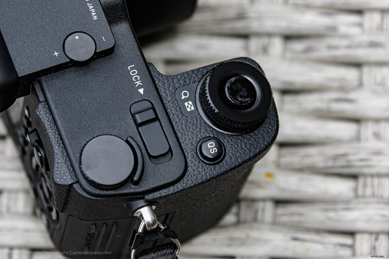 Sigma sd Quattro H Review: Astonishing Crisp Images for Landscape & Portrait Pros