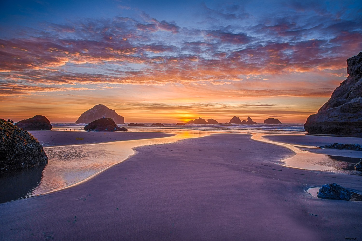 Fake It Till You Make It: Crafting Convincing Photo Composites