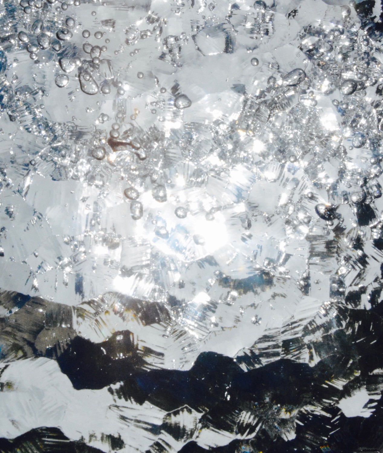 Master Fine Art Underwater Bubble Photography: Expert Tips & Techniques