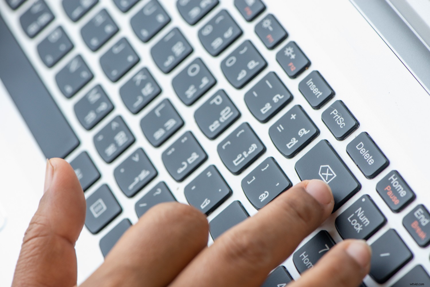 Top 10 Essential Photoshop CC Keyboard Shortcuts for Faster Photo Editing